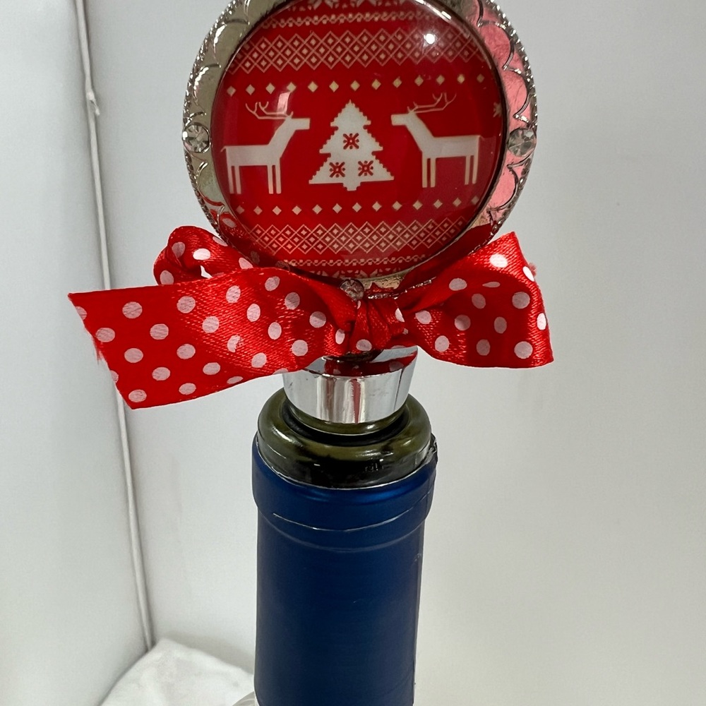 DEI Holiday Bottle stoppers, Stainless Steel and Rubber seal base, very nice